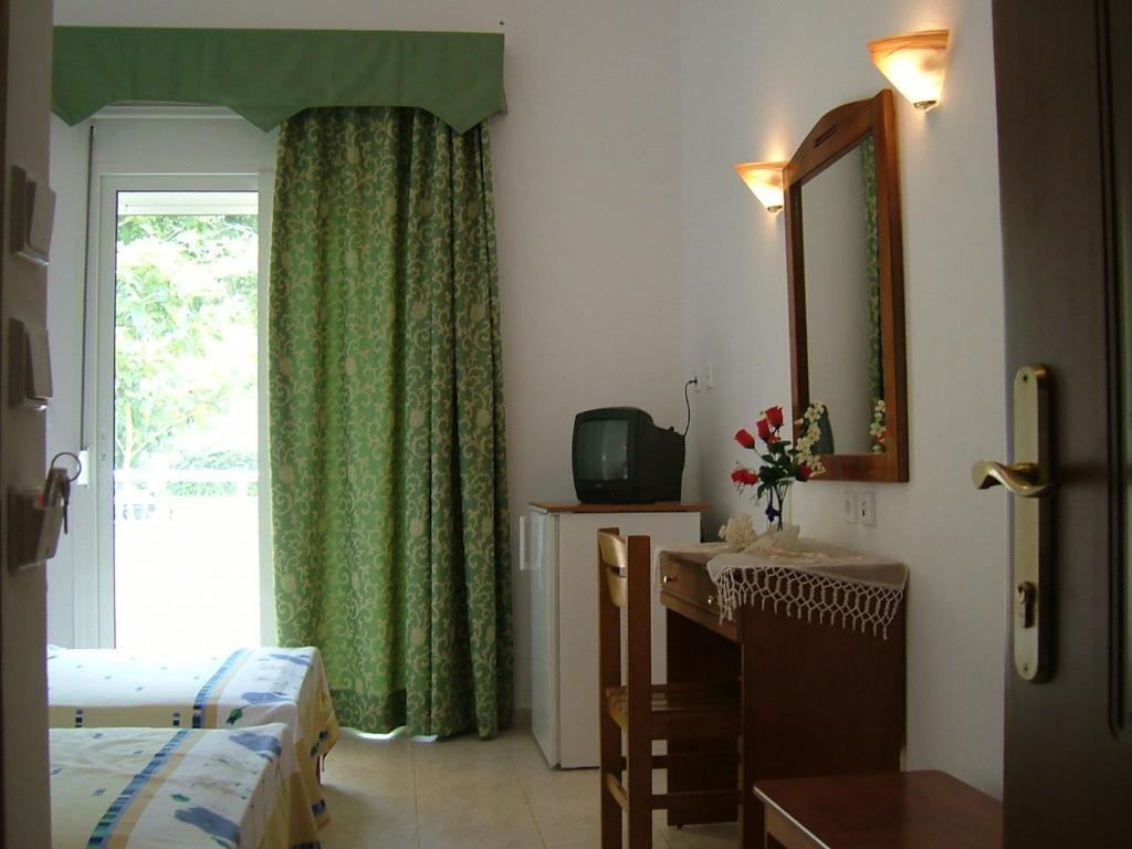 Estelle Hotel 게라크니 객실 사진