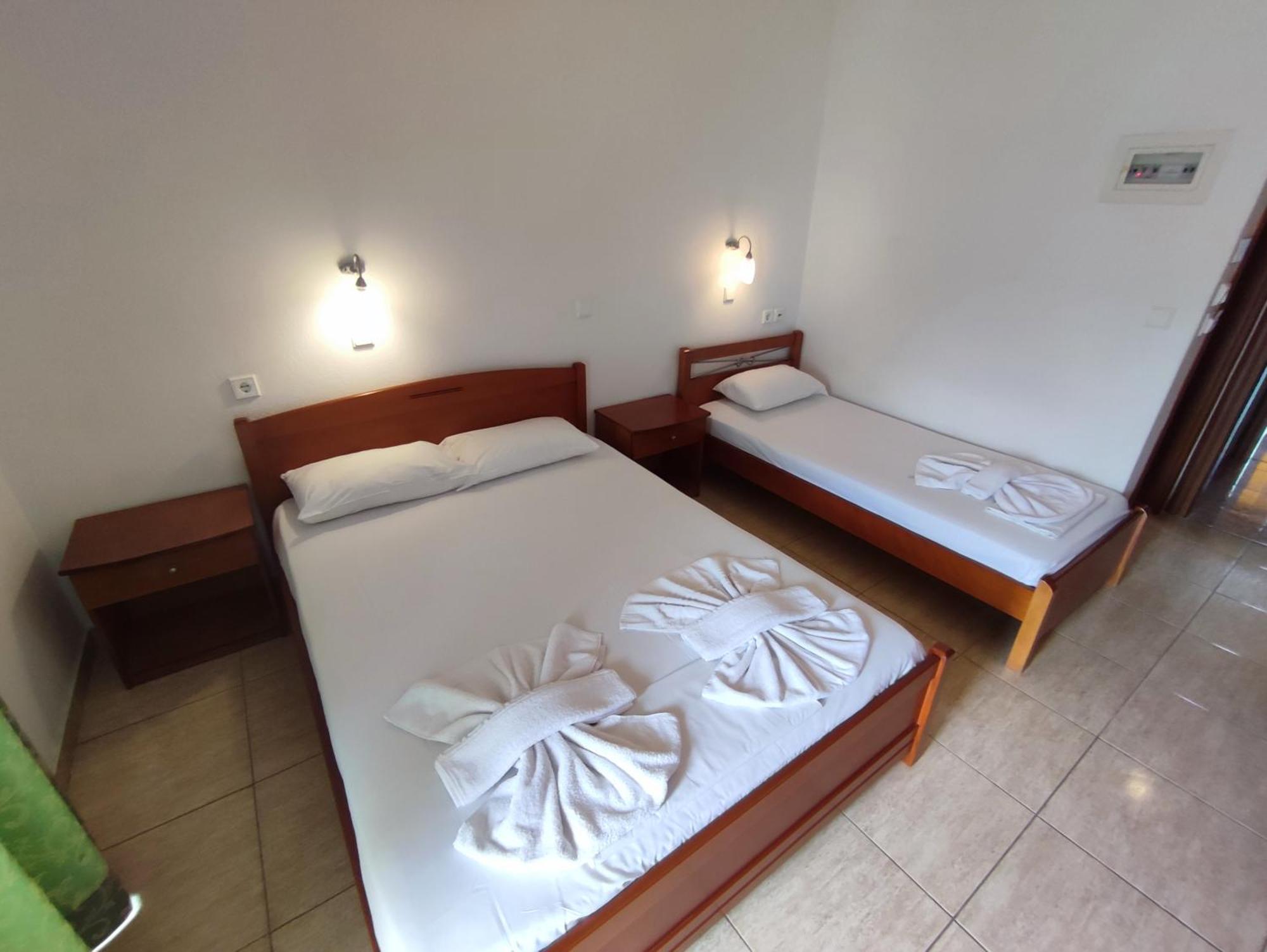 Estelle Hotel 게라크니 외부 사진
